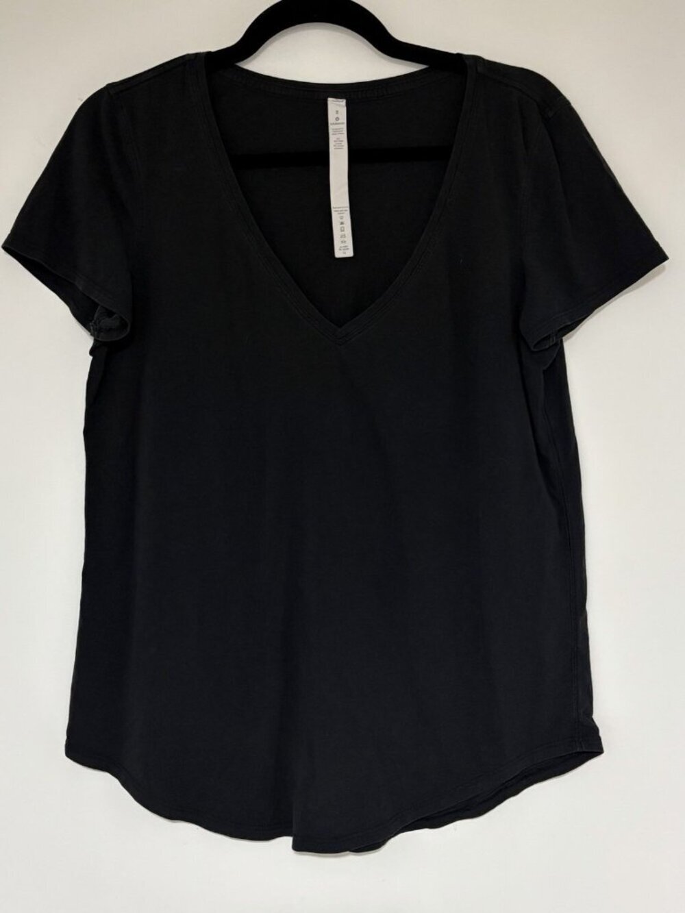 Lululemon Black V Neck Overlap Front Short Sleeve Tshirt Sz 8